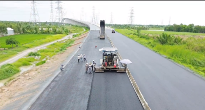Behind the Asphalt Pavement on Contract Package J3