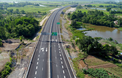 Cao tốc Đà Nẵng - Quảng Ngãi